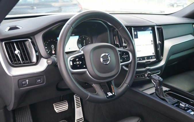 Volvo XC 60 cena 134699 przebieg: 138791, rok produkcji 2019 z Otmuchów małe 596